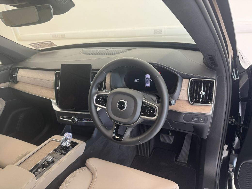 2025 Volvo XC90