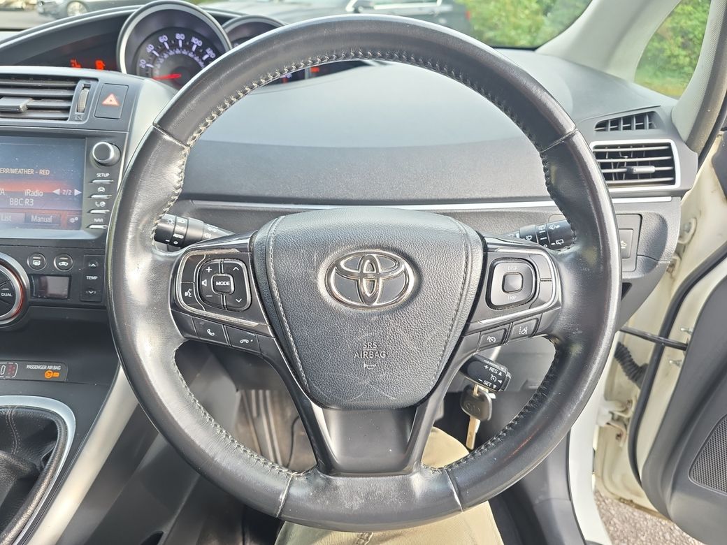 2016 Toyota Verso