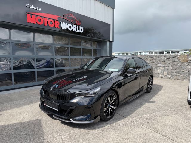 vehicle for sale from Motor World