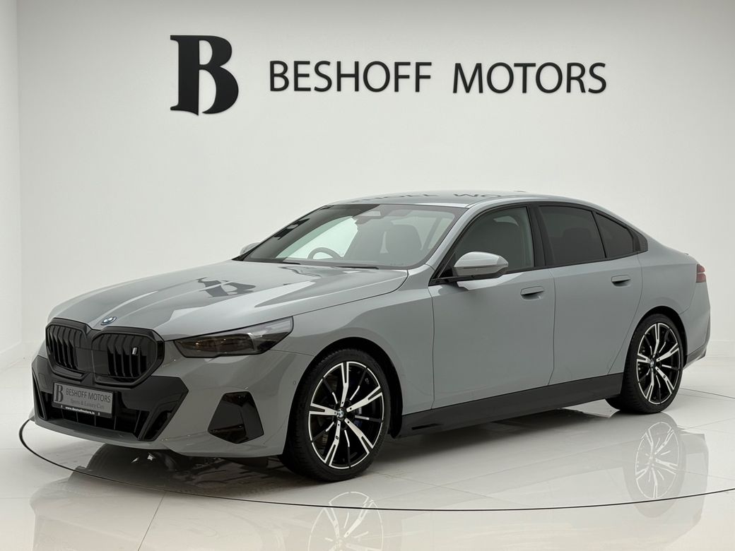 2025 BMW i5