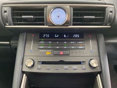 2019 Lexus IS