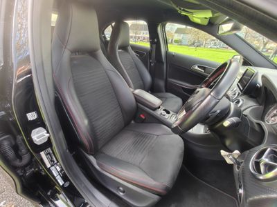 2015 Mercedes-Benz A 180