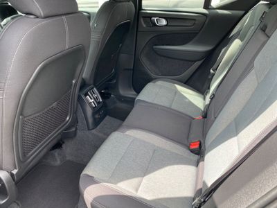 2023 Volvo XC40