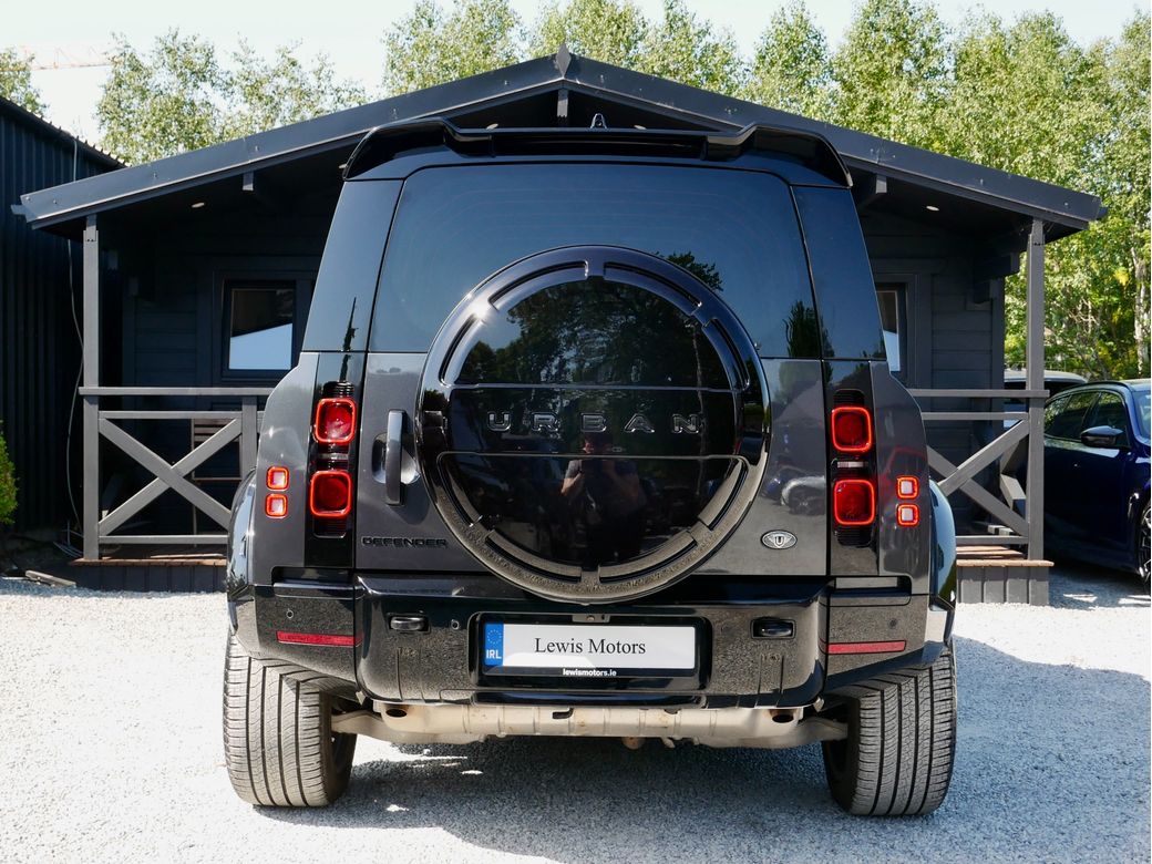 2024 Land Rover Defender 110
