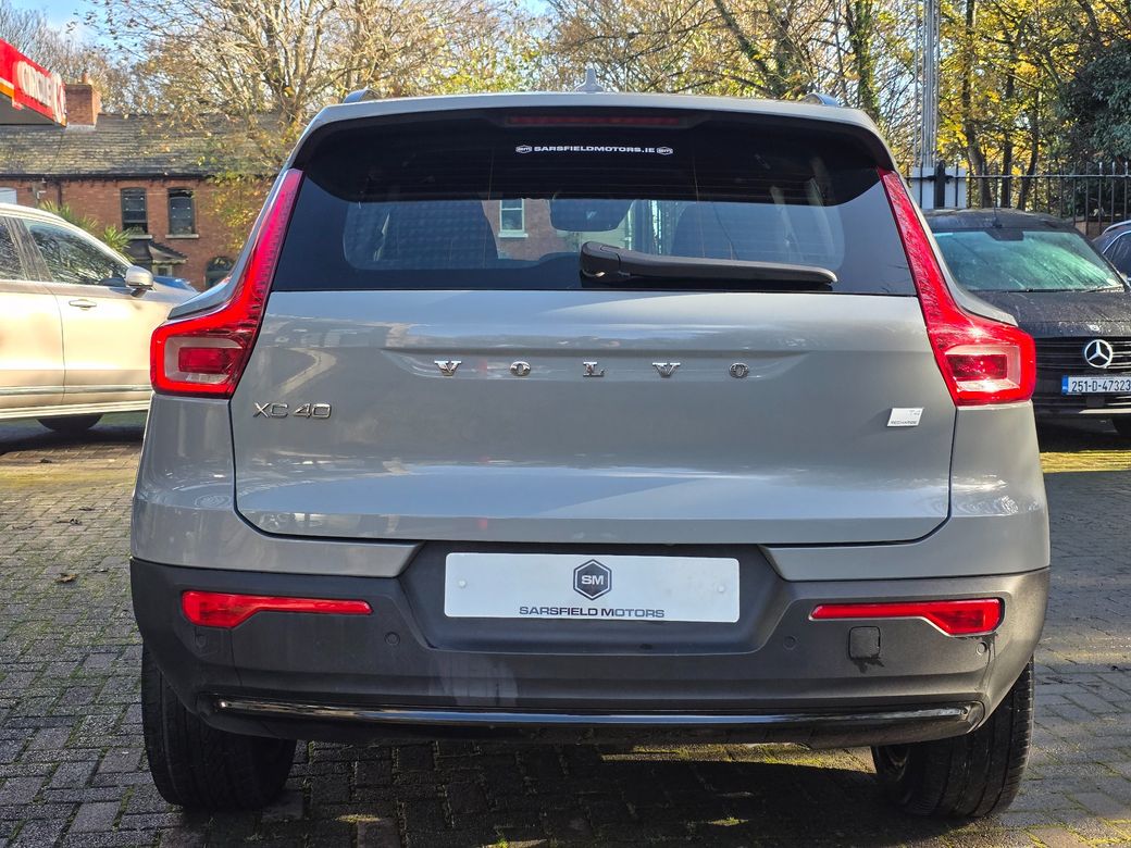 2023 Volvo XC40