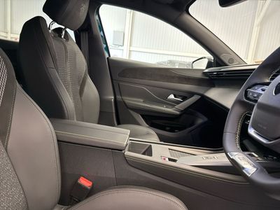 2025 Peugeot 408