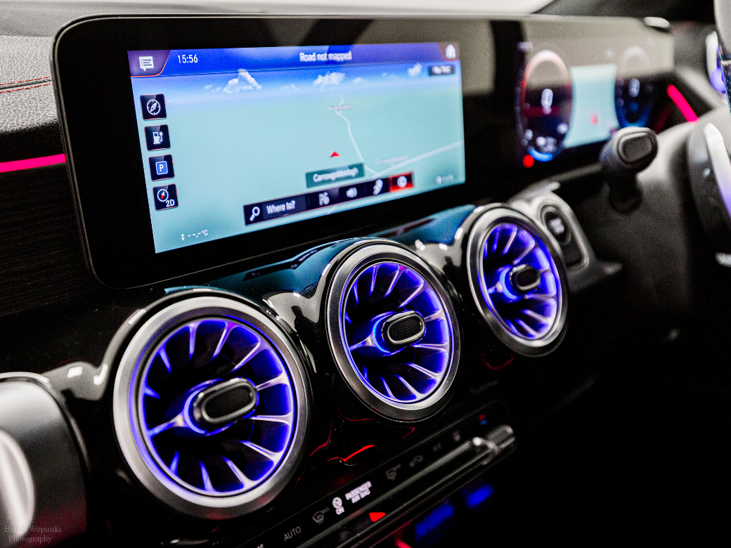 2022 Mercedes-Benz EQB