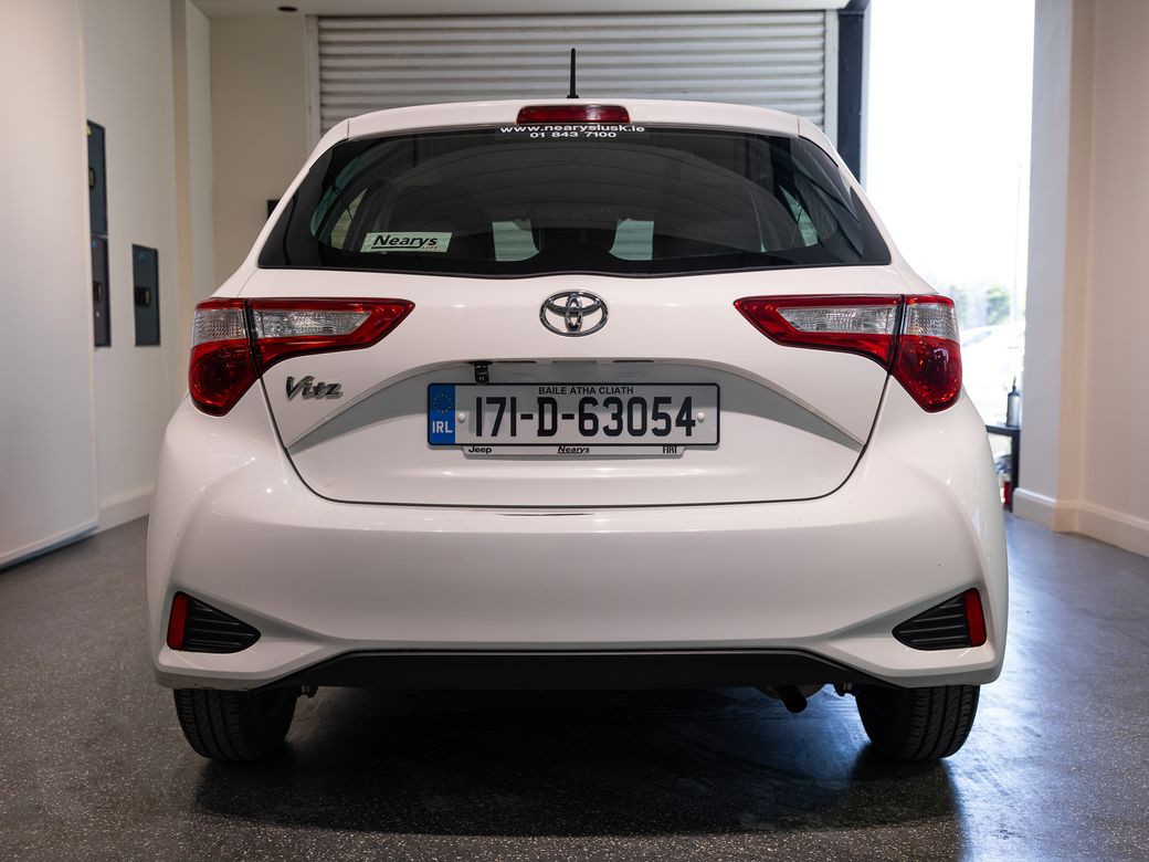 2017 Toyota Vitz