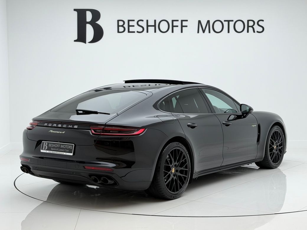 2020 Porsche Panamera