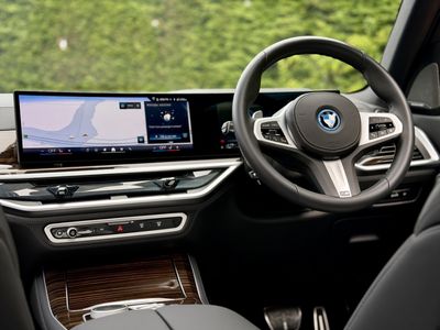 2025 BMW X5