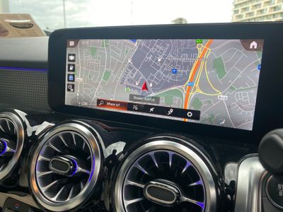 2024 Mercedes-Benz EQB