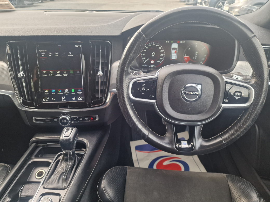 2018 Volvo V90