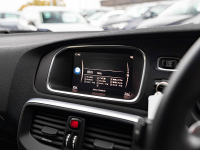 2018 Volvo V40