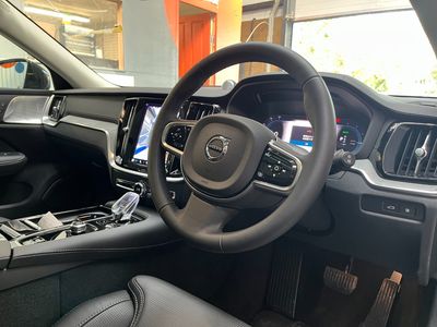 2024 Volvo V60