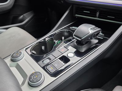 2022 Volkswagen Touareg