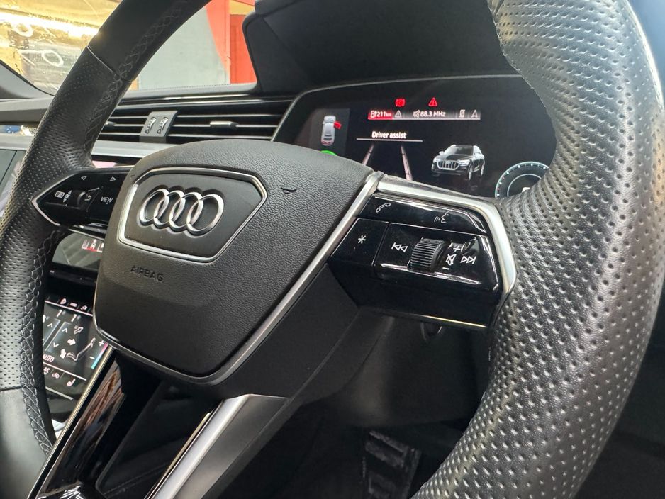 2023 Audi e-tron