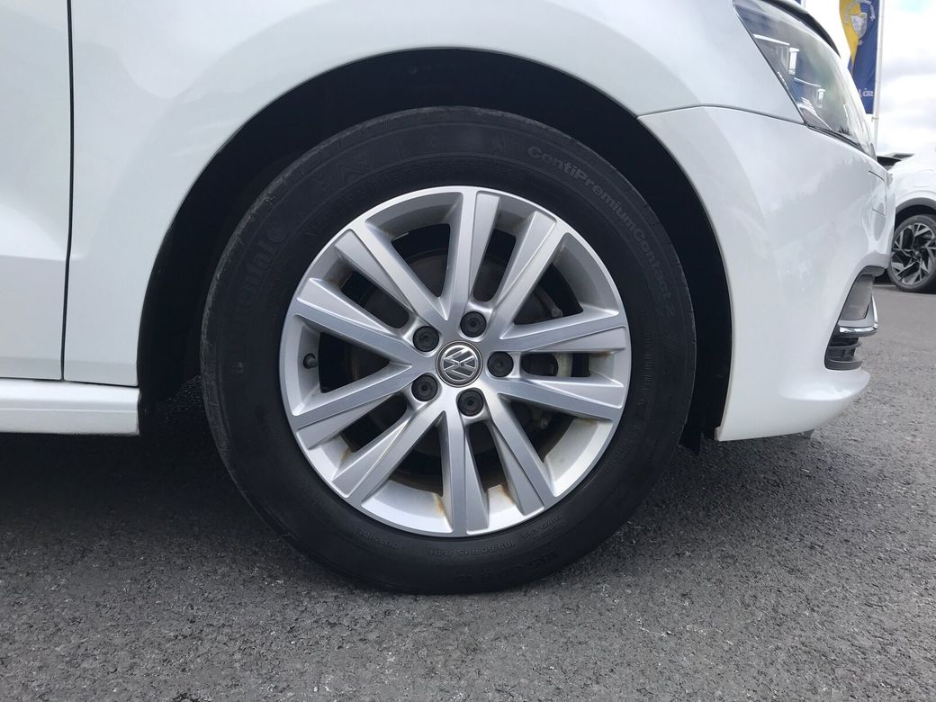 2017 Volkswagen Polo