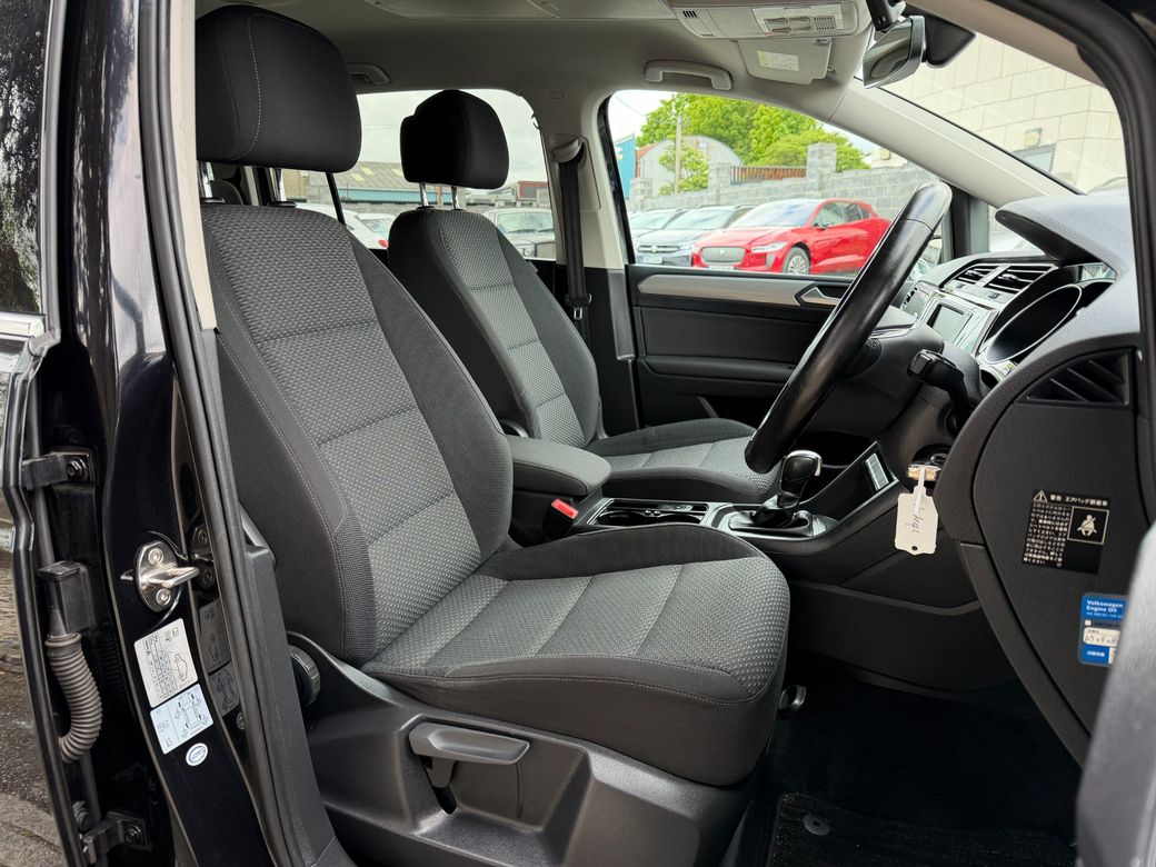 2017 Volkswagen Touran