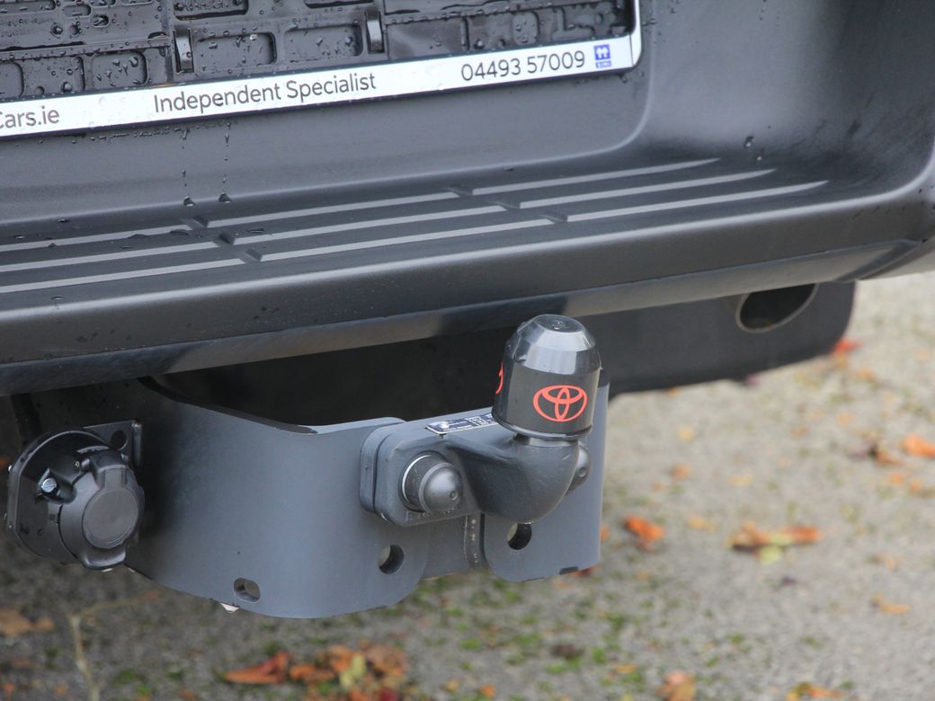 2025 Toyota Hilux