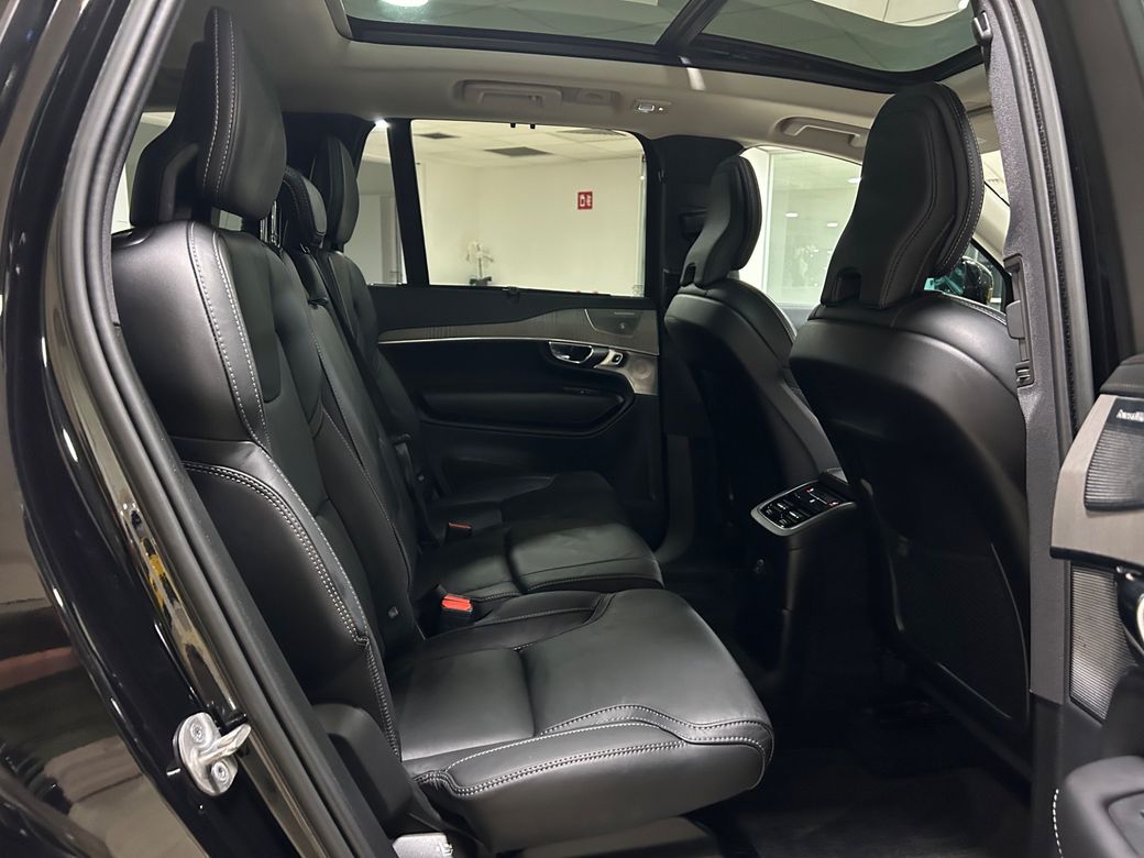 2022 Volvo XC90