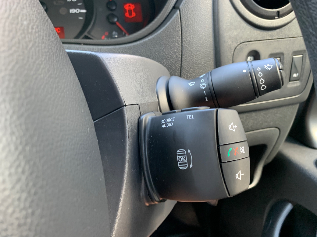 2019 Nissan NV400