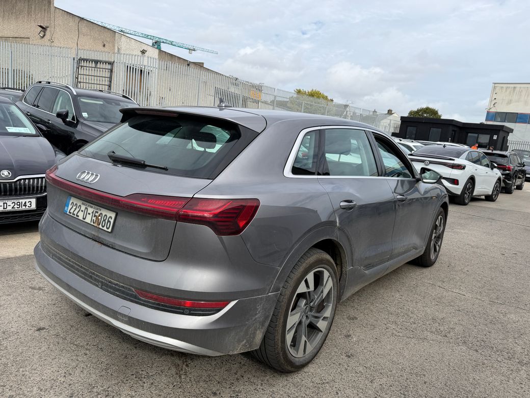 2022 Audi e-tron