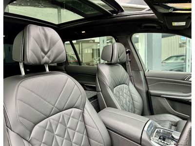 2024 BMW X7