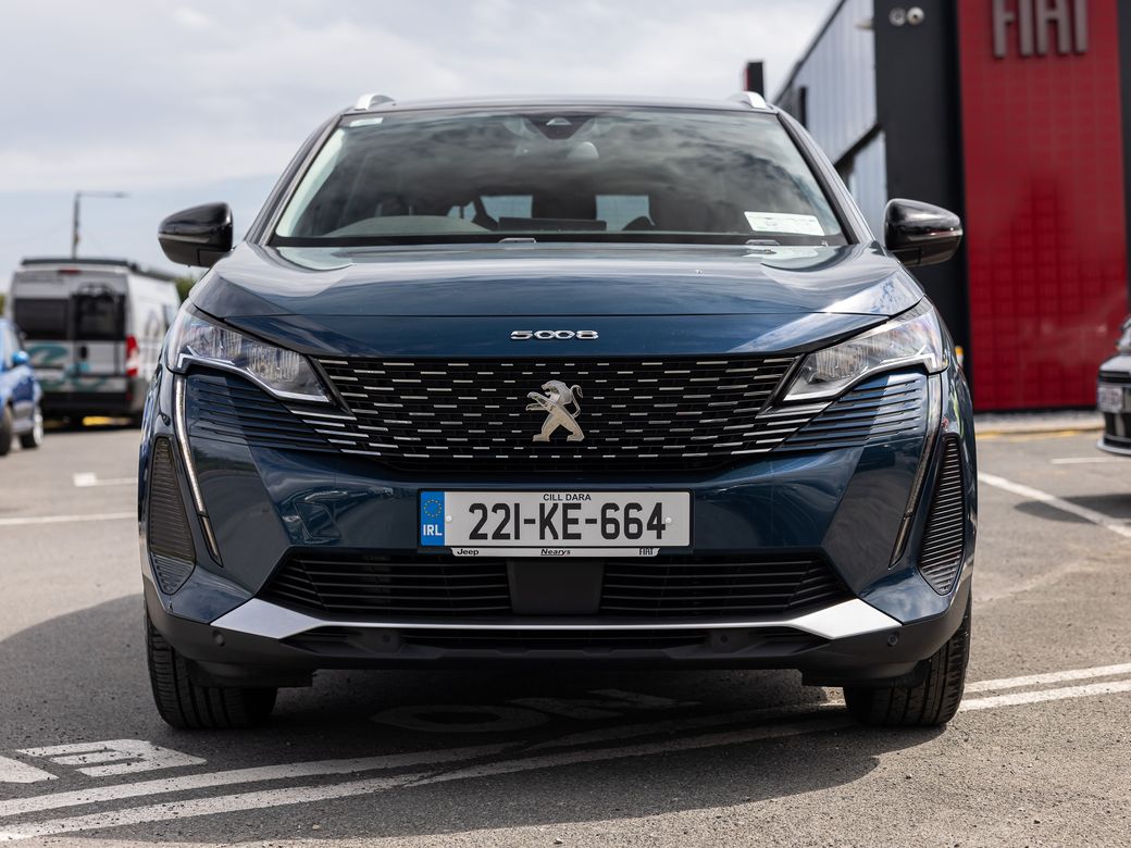 2022 Peugeot 5008