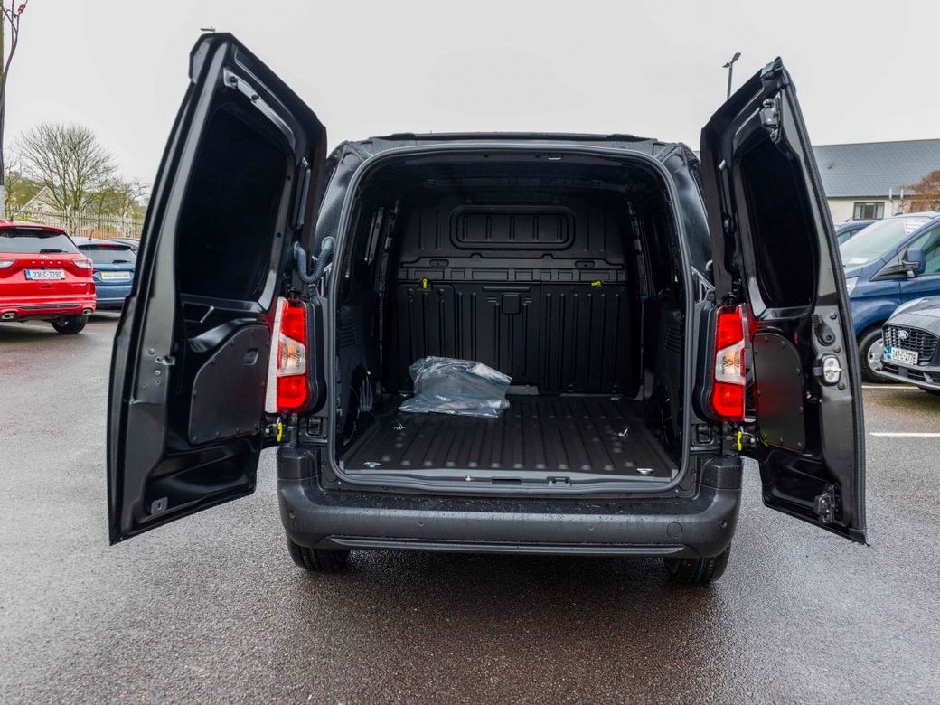 2026 Peugeot Partner