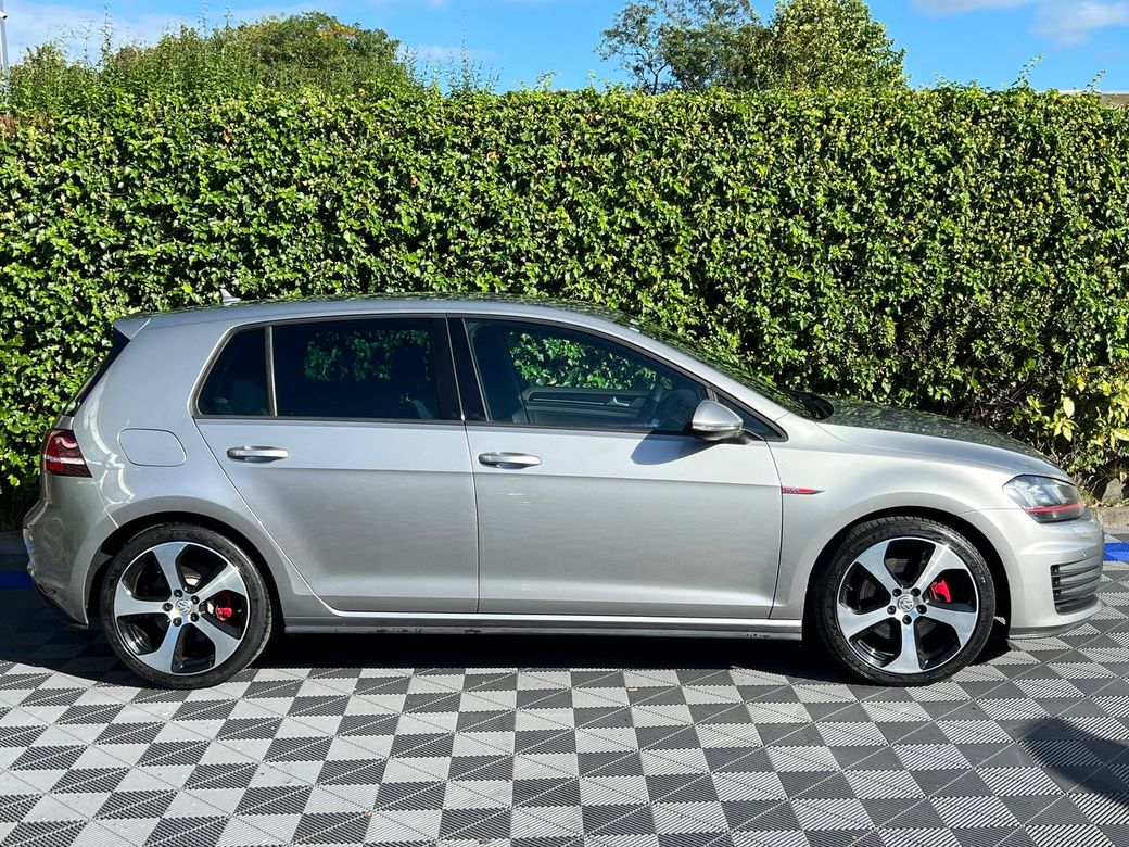2017 Volkswagen Golf