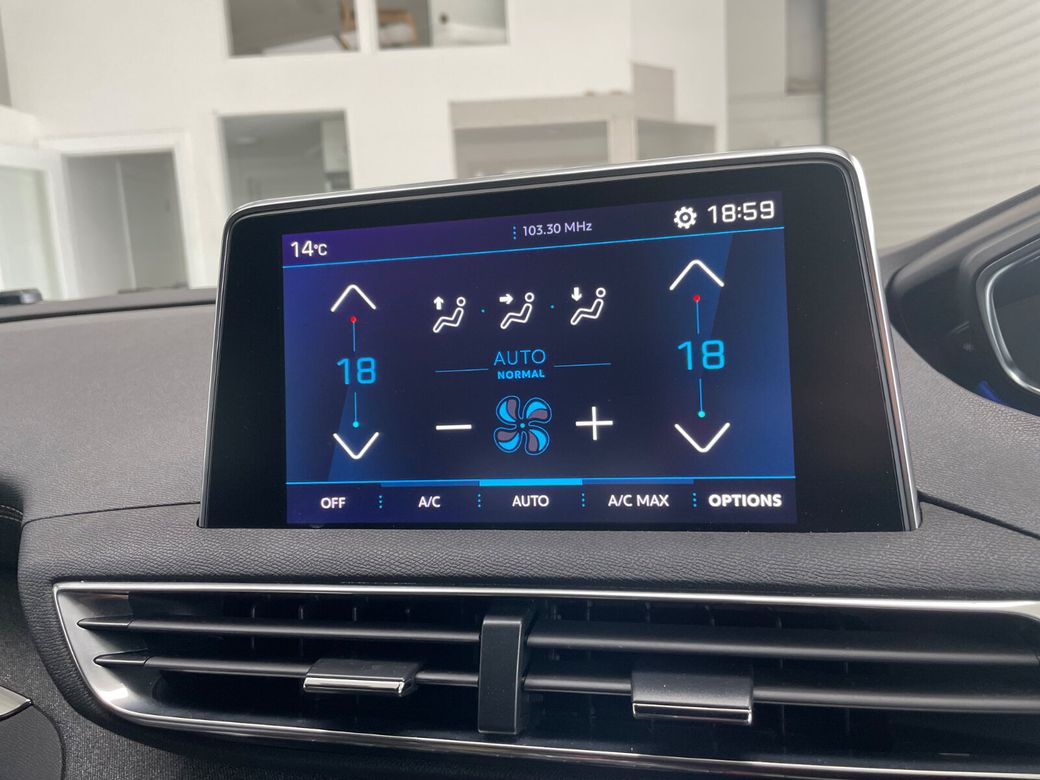 2021 Peugeot 5008