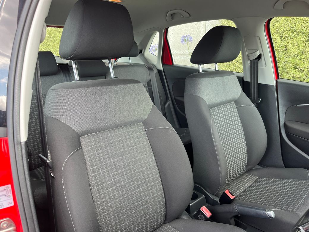 2016 Volkswagen Polo