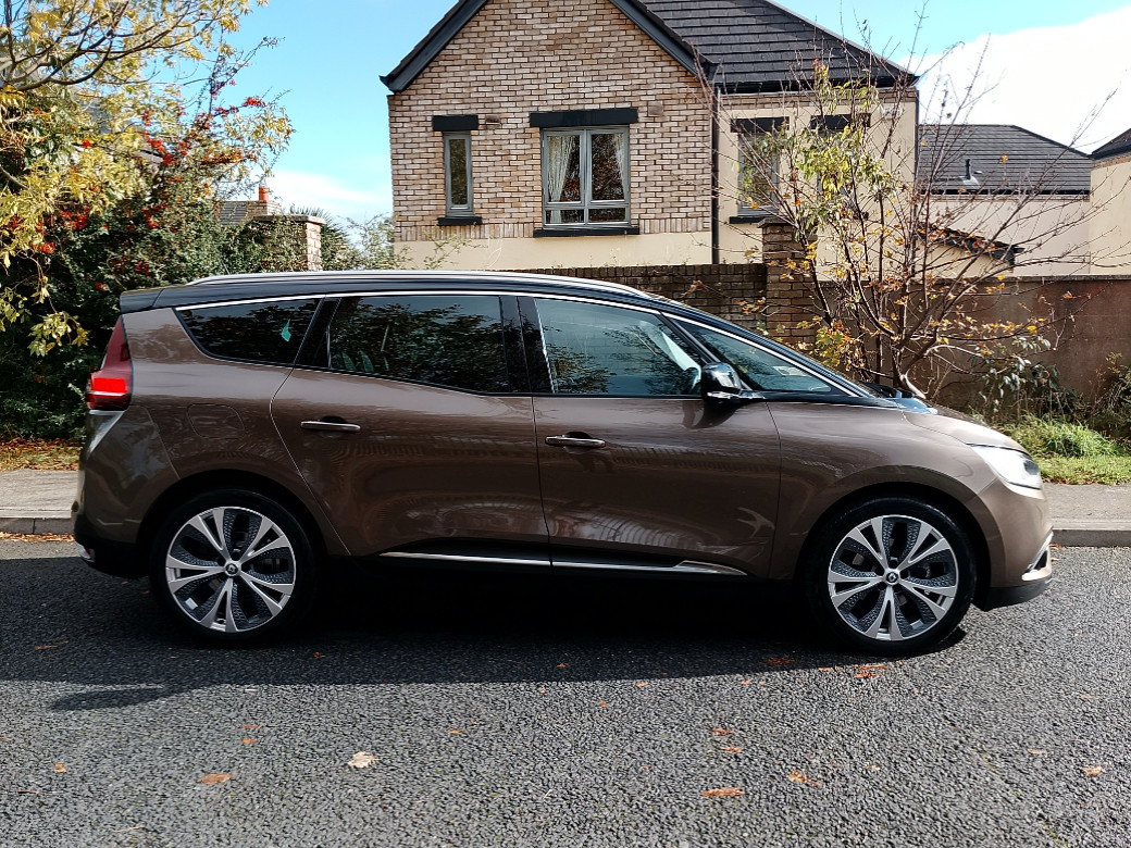 2017 Renault Grand Scenic