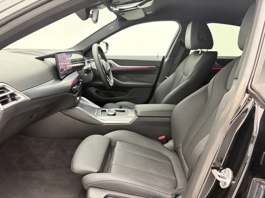 2025 BMW i4