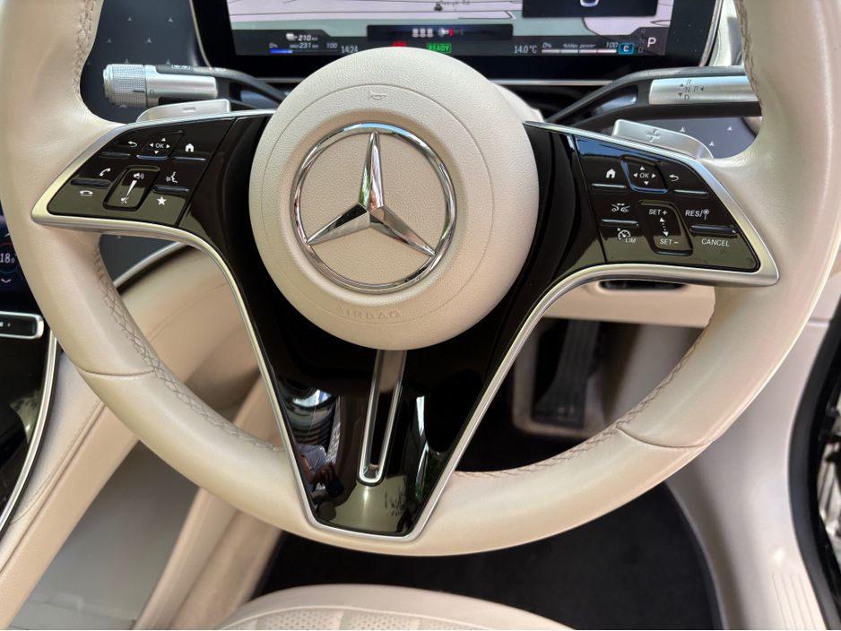 2022 Mercedes-Benz EQS