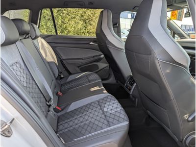 2023 Volkswagen Golf