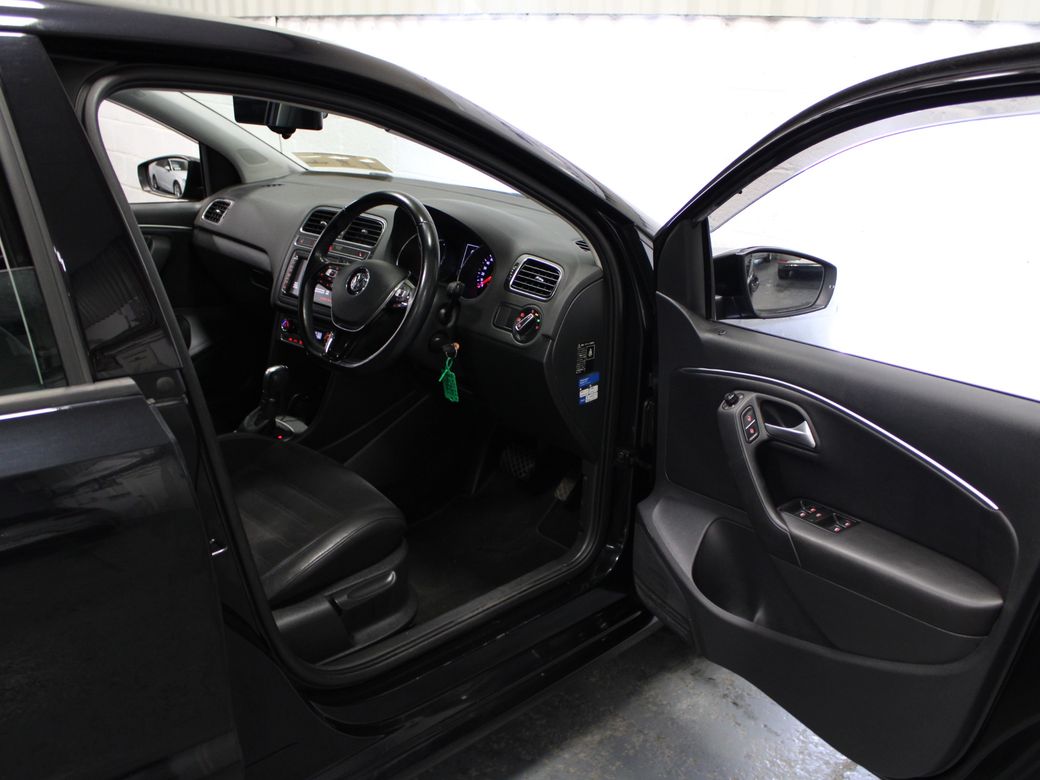 2017 Volkswagen Polo