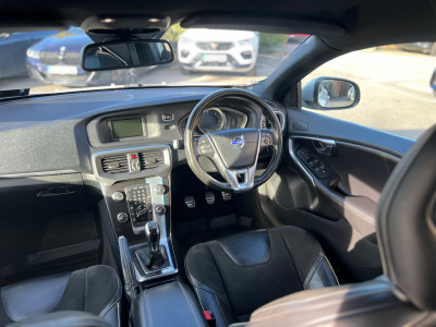 2016 Volvo V40