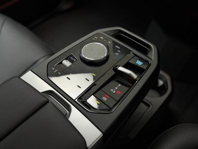 2024 BMW iX