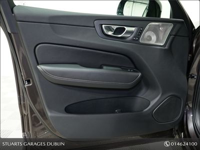 2025 Volvo XC60