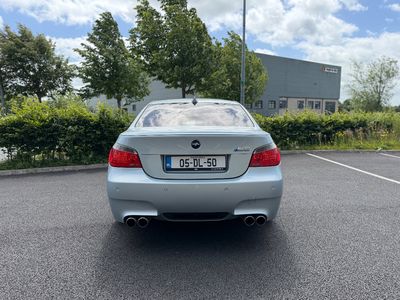 2005 BMW M5