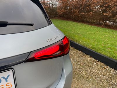 2024 Mercedes-Benz GLC Class