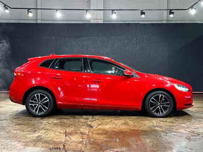 2018 Volvo V40