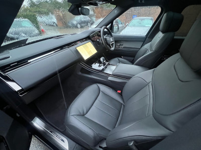 2025 Land Rover Range Rover Sport