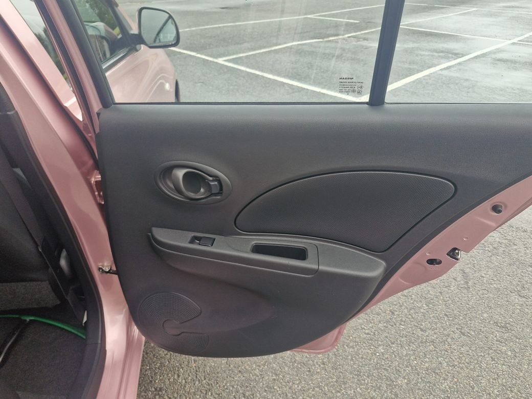 2017 Nissan March