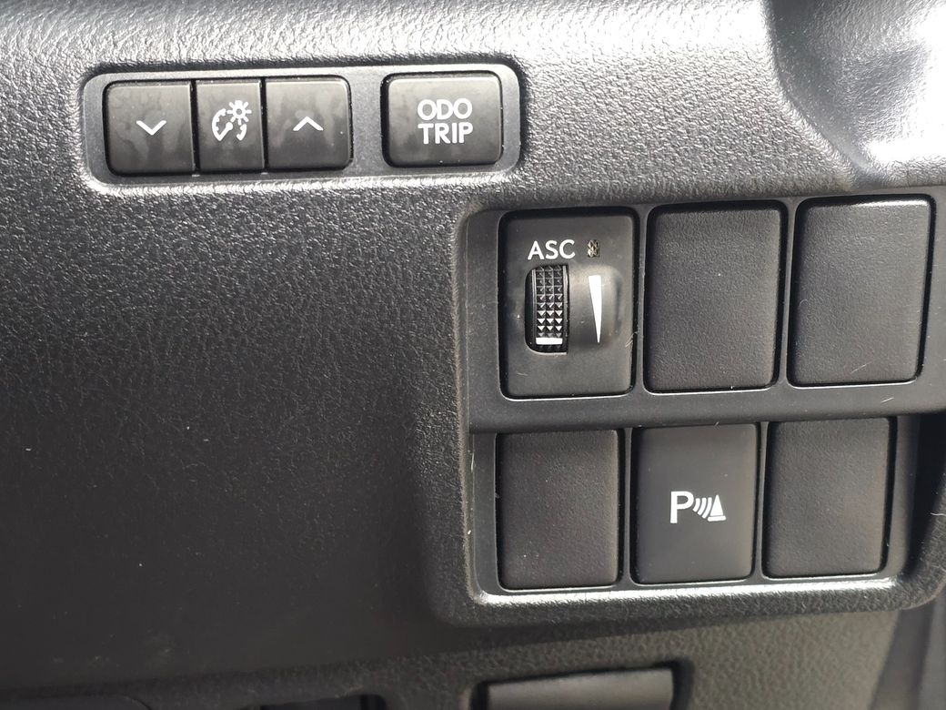 2014 Lexus IS 300h