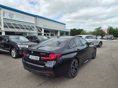 2023 BMW 530
