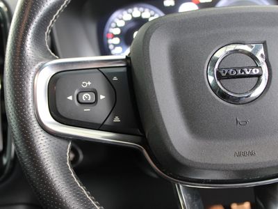 2021 Volvo XC40
