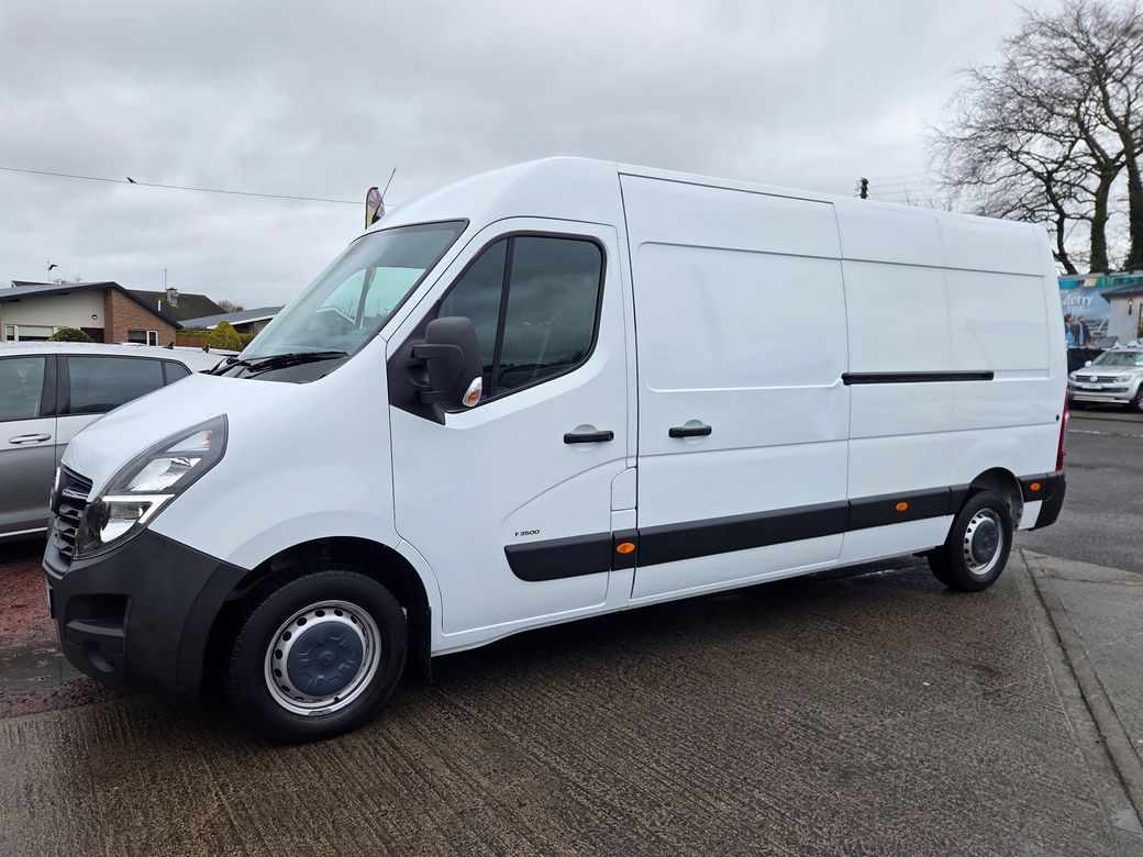 2021 Vauxhall Movano