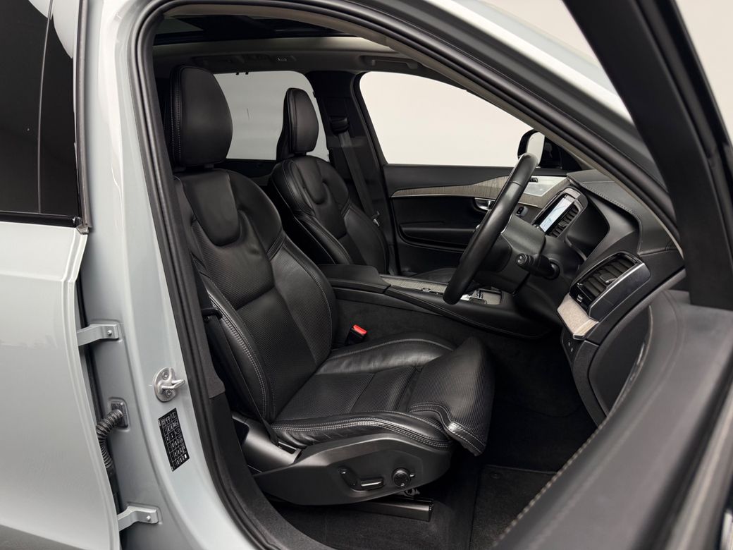 2023 Volvo XC90